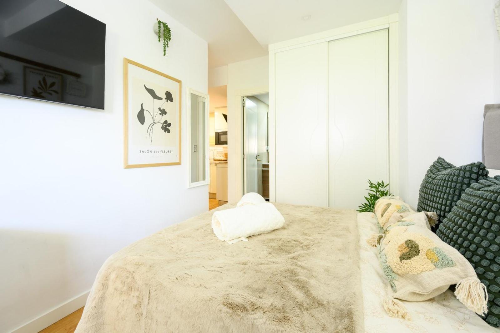 Estudio Con Parking Teatinos Malaga Living Екстер'єр фото